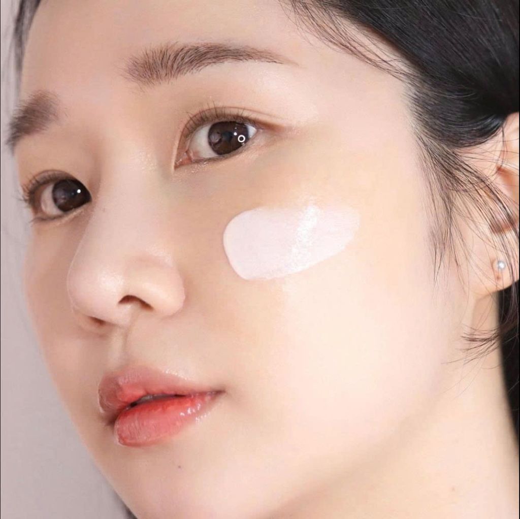 Kem Chống Nắng Nâng Tone Whoo Radiant White Tone Up Sunscreen 50ml