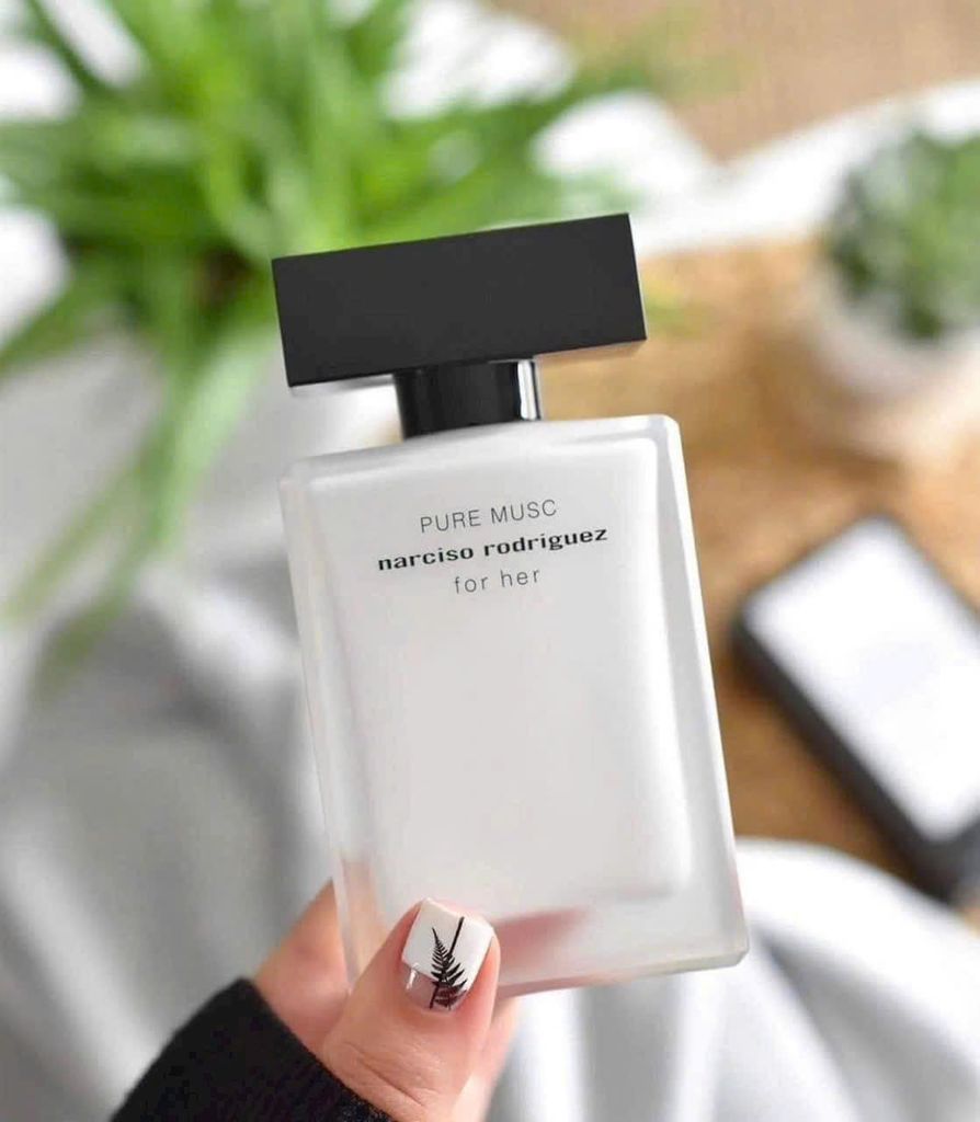 Narciso Pure Musc For Her EDP 30ml Trắng ( Ko Tđ)