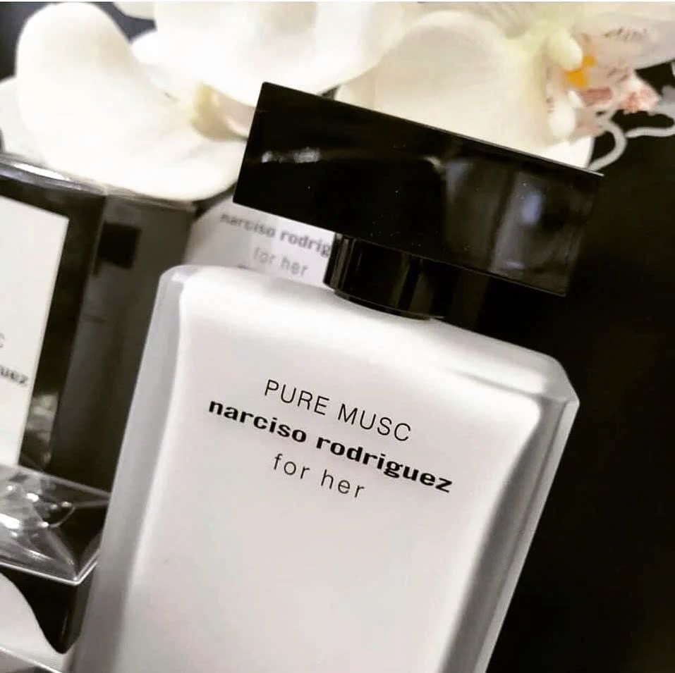 Narciso Pure Musc For Her EDP 30ml Trắng ( Ko Tđ)