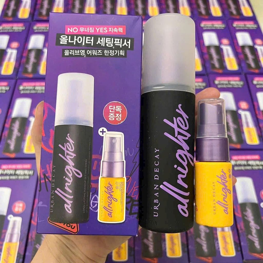 Set Xịt Khoá Nền Make Up Urban Decay 2 Món (118ml + 15ml) Ko Tđ