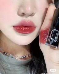 Son Thỏi Dior Addict Hydrating Shine Lipstick #720 Icone