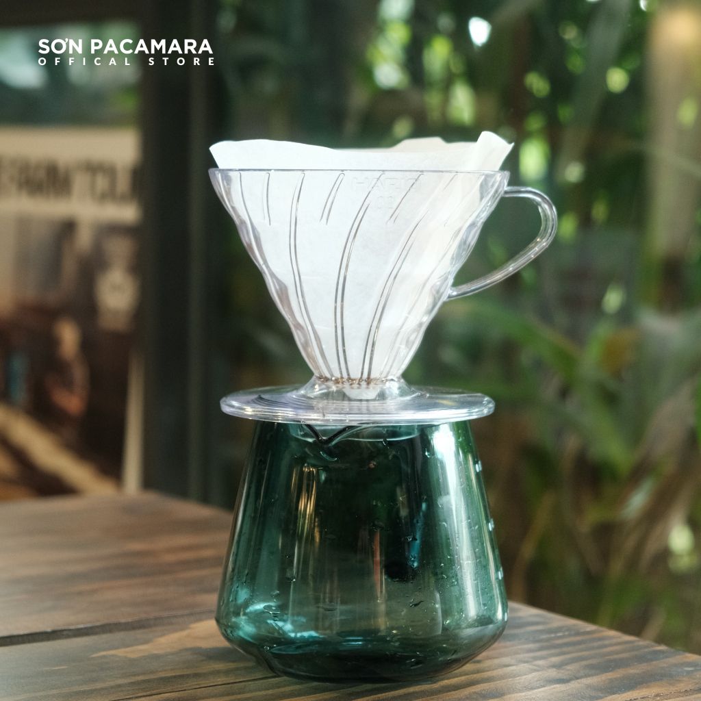 Phễu pha cà phê V60 Hario - Nhựa Trong Suốt - 2 Cup - Bền, Phù Hợp Pha Cà Phê Tại Nhà Và Camping