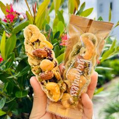Bánh thuyền mix hạt dinh dưỡng - Hộp 220g 9 bánh