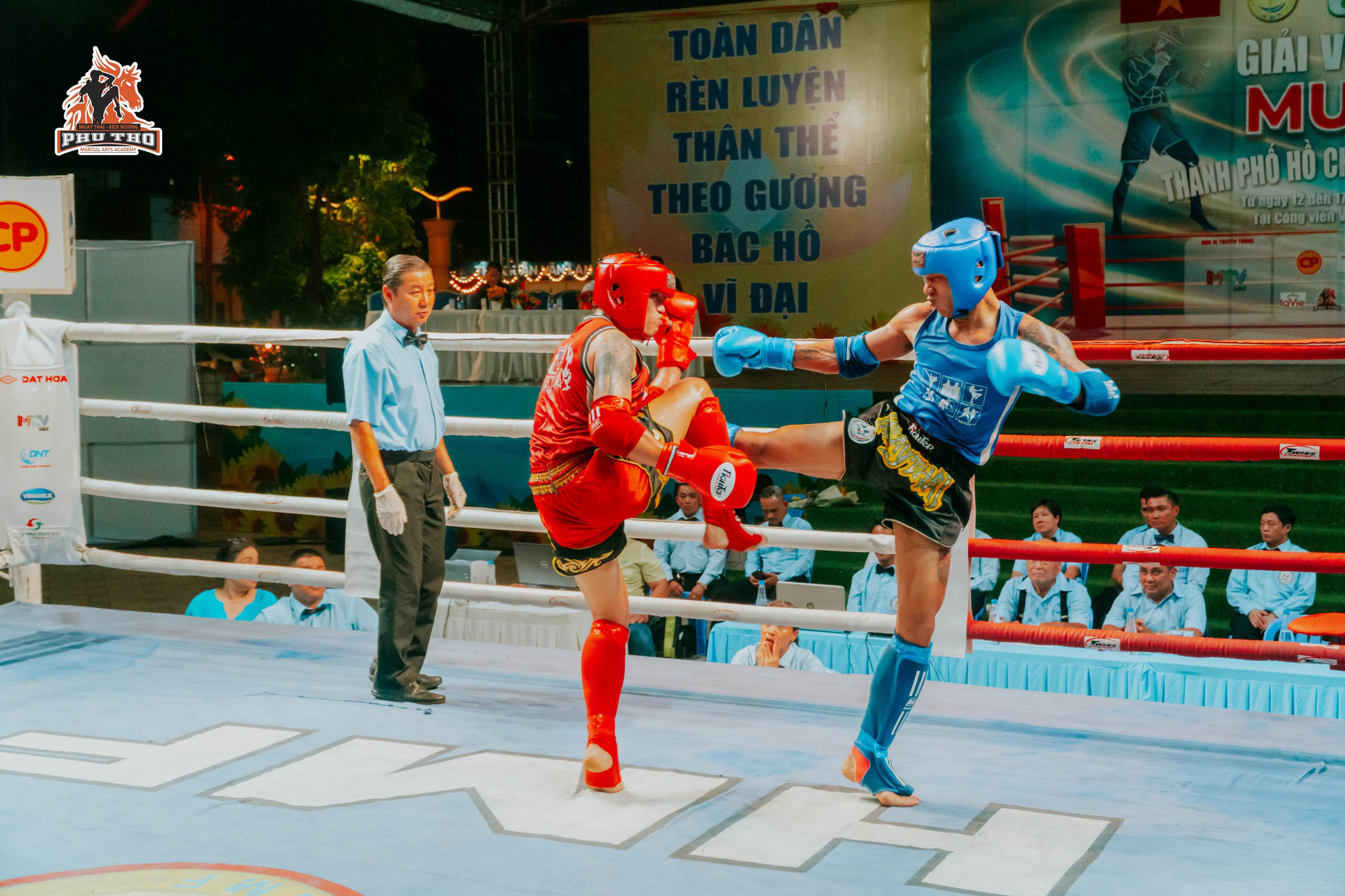 Găng Boxing Fighter Cao Cấp Thi Đấu - Boxing, KickBoxing, Võ Cổ Truyền, Muay Thái