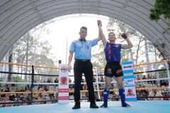 Giáp Chân Thi Đấu Muay Fighter