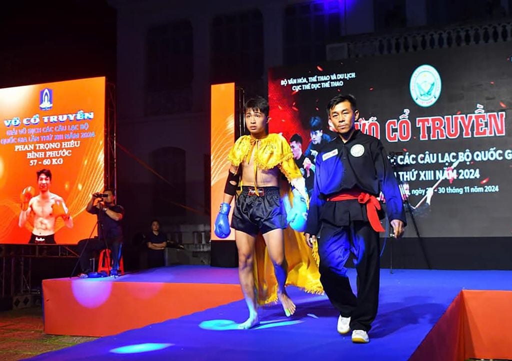 Trang Phục Huấn Luyện Viên VOCOTRUYEN 2024