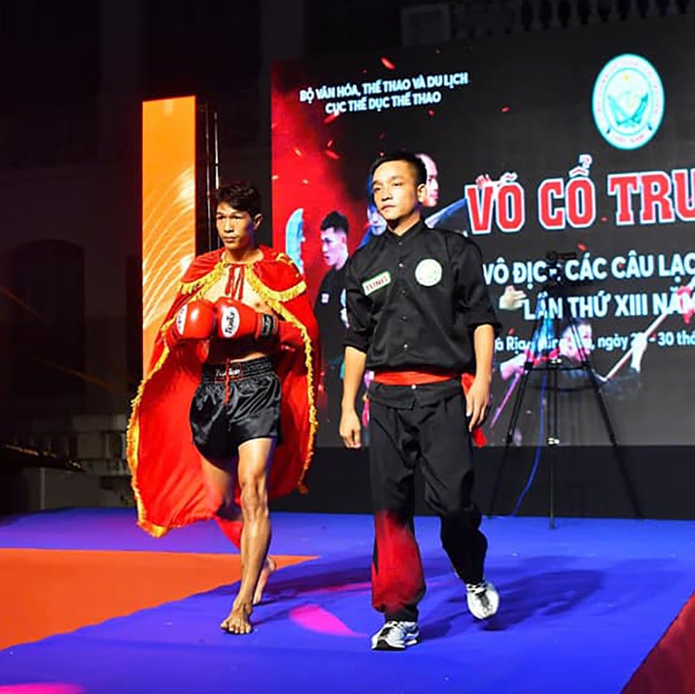 Áo Choàng Võ Cổ Truyền Fighter - Thêu