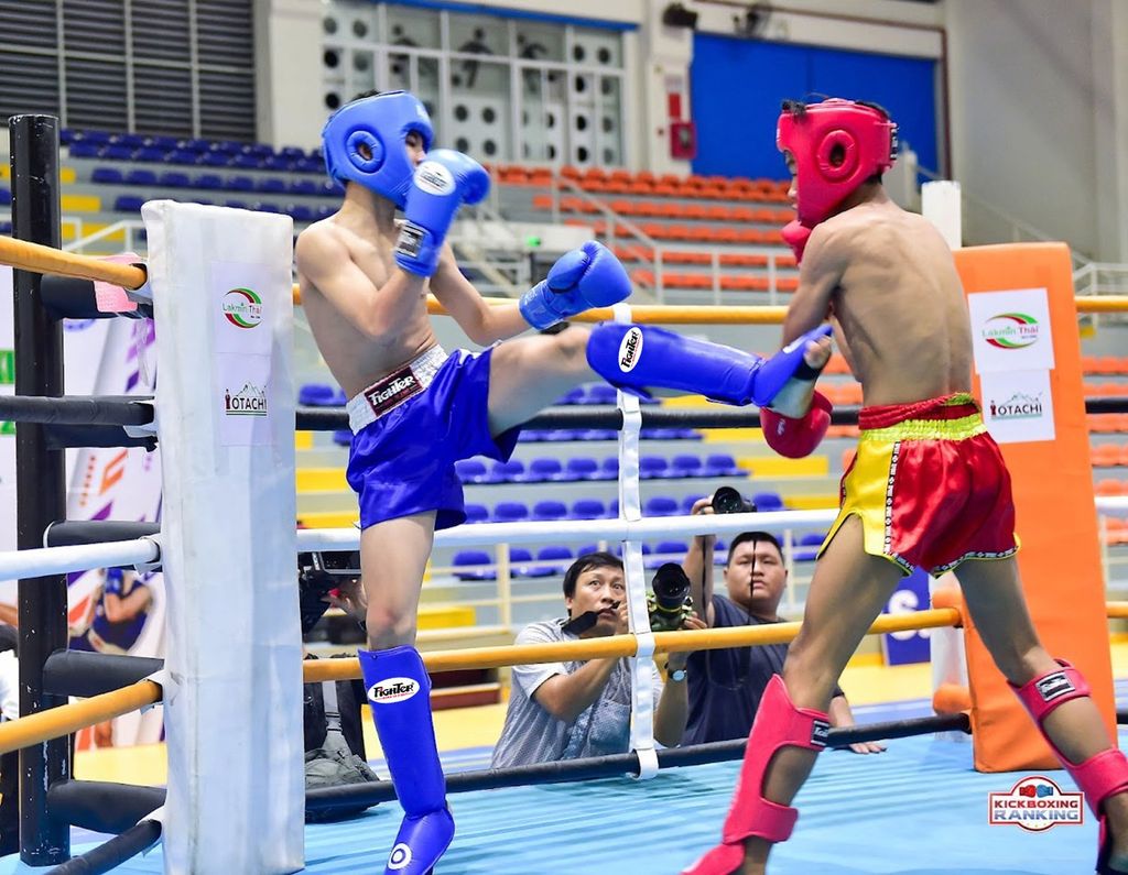 Giáp Chân Thi Đấu KickBoxing Fighter