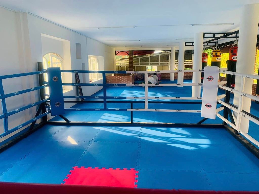 Sàn đài Fighter dã chiến:  Boxing, KickBoxing, Muay Thái, Võ Cổ Truyền, Phòng Gym...