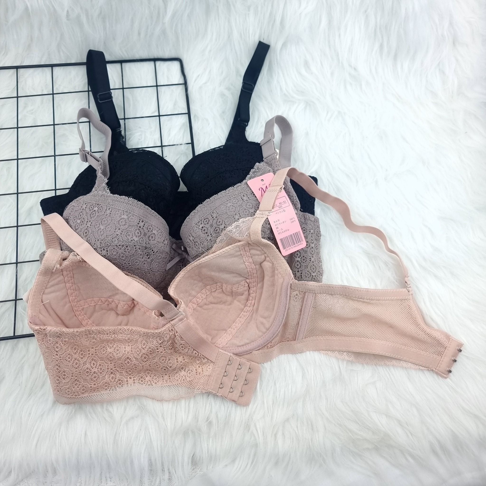 Áo ngực nữ MB 5555 có gọng mút mỏng nâng đỡ, định hình ngực