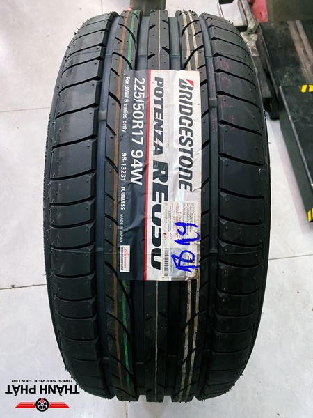 Vỏ xe Bridgestone 225/50R17 Potenza 050 Runflat