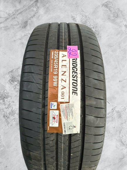 lốp xe du lịch bridgestone 235/45R19 Alenza AL01 VN