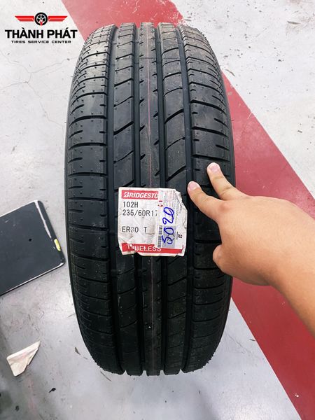Vỏ xe Bridgestone 235/60R17 Turanza Er30