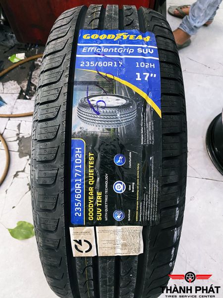 Vỏ xe Goodyear 235/60R17 EfficientGrip SUV