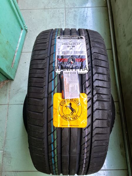 Vỏ xe Continental 245/40R17 CSC5 Runflat