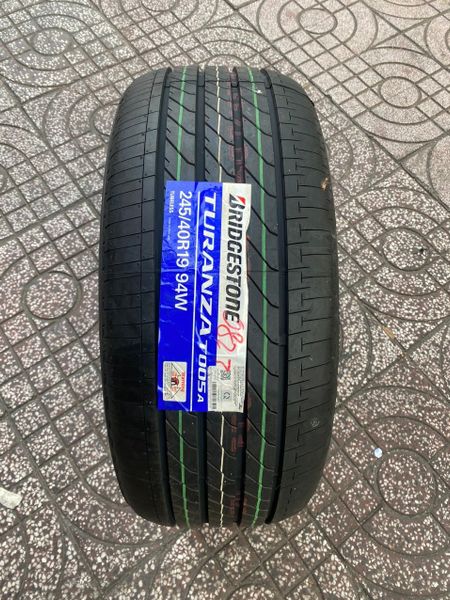 Lốp BRIDGESTONE 245/40R19 [94W] Turanza T005A