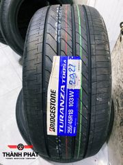 Vỏ xe Bridgestone 255/45R18 Turanza T005