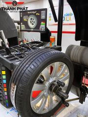 Lốp xe Bridgestone 235/50R19 Alenza AL01 NHẬT
