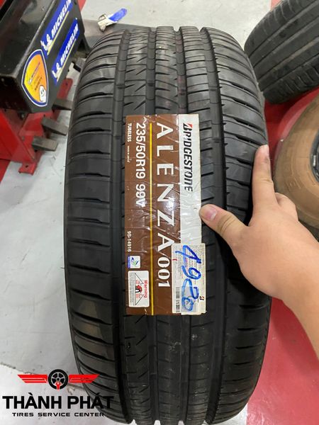 Lốp xe Bridgestone 235/50R19 Alenza AL01 NHẬT