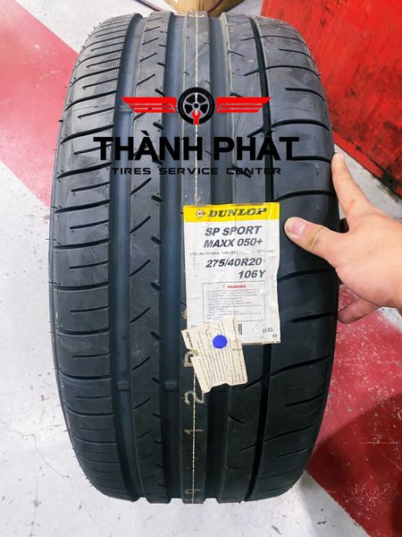 Vỏ xe Dunlop 275/40R20 Maxx 050