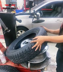 Lốp xe Bridgestone 215/70R16 Dueler D687 NHẬT