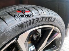 Vỏ xe Michelin 235/44R18 Pilot Sport 4