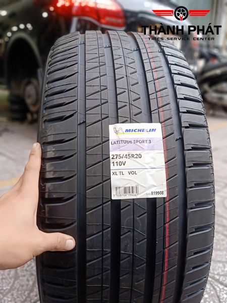 Vỏ xe Michelin 275/45R20 Latitude sport 3