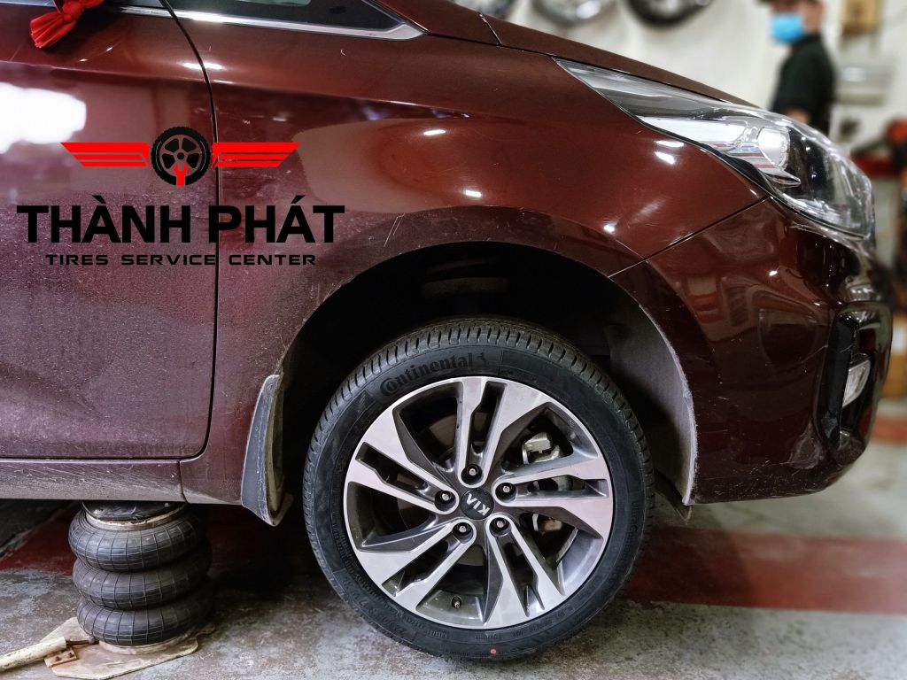 Lốp xe ô tô Continental 225/45R17 UltraContact6 UC6 Malaysia