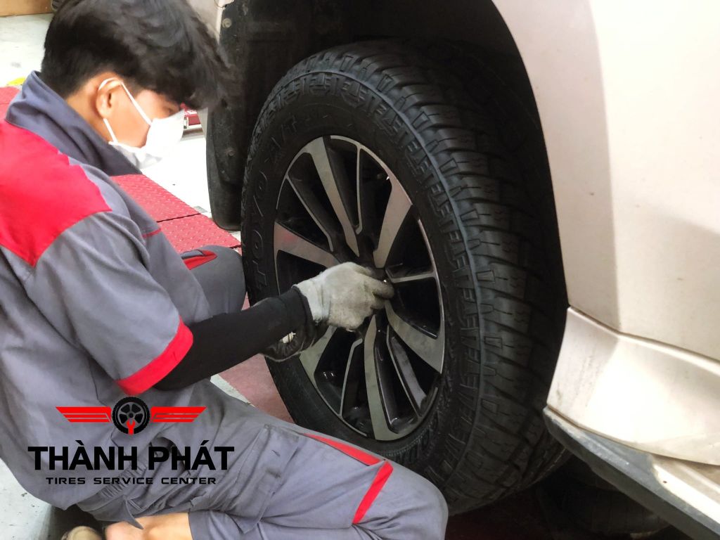 Lốp xe ô tô Toyo 265/60R18 Open Country A/T+ Japan