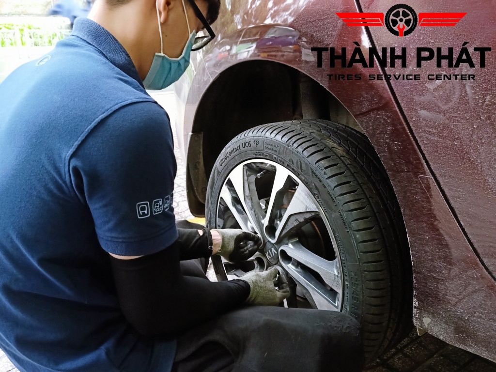 Lốp xe ô tô Continental 225/45R17 UltraContact6 UC6 Malaysia