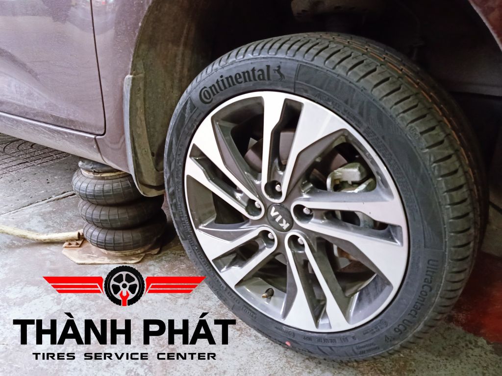 Lốp xe ô tô Continental 225/45R17 UltraContact6 UC6 Malaysia