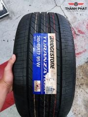 Lốp xe Bridgestone 245/45R17 TURANZA T005 THAI