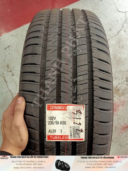 Lốp xe Bridgestone 235/55R20 Alenza AL01 NHẬT