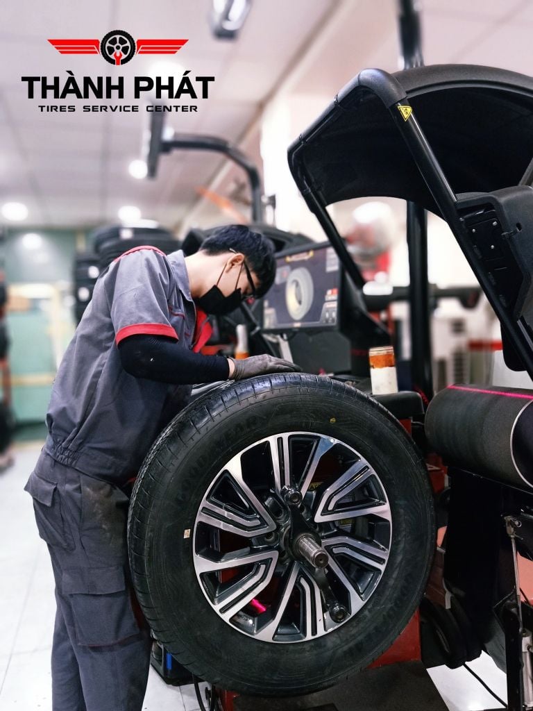 Lốp xe ô tô Goodyear 265/60R18 Assurance Maxguard SUV Thai