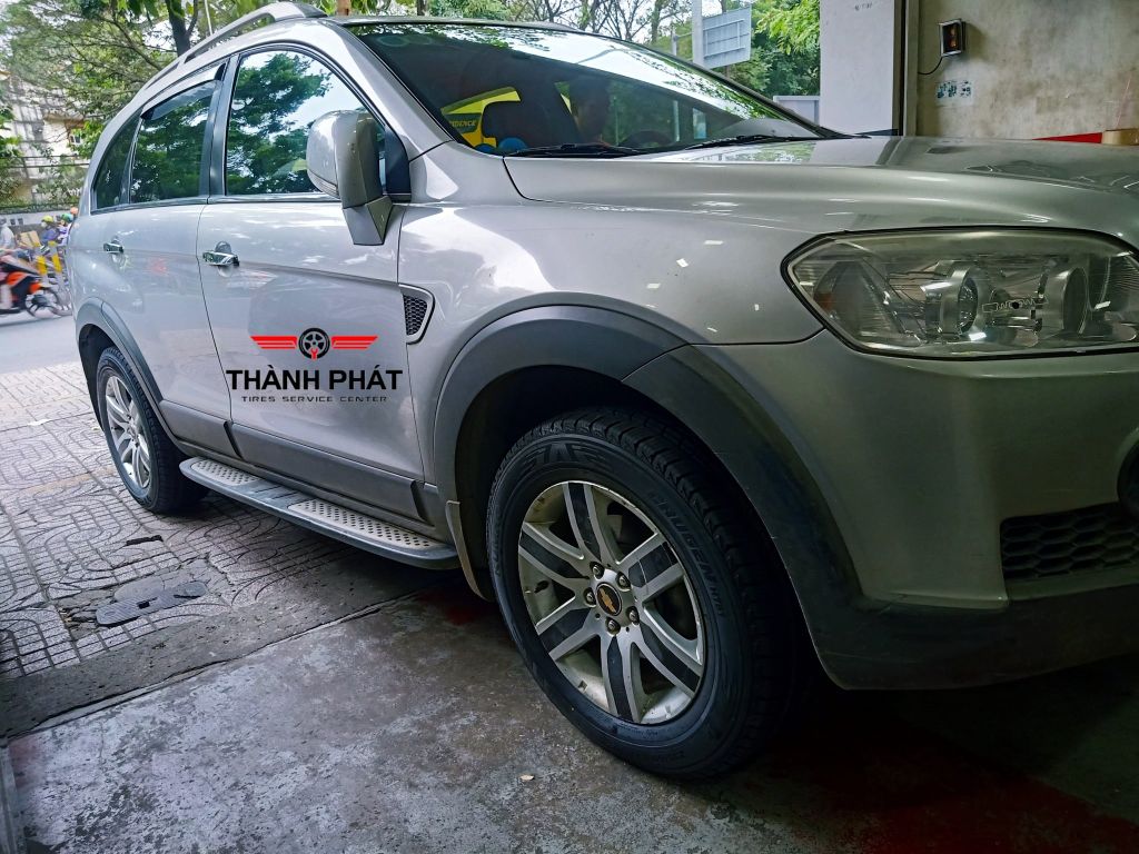 Lốp xe Kumho 235/60R17 Crugen HT51 VN