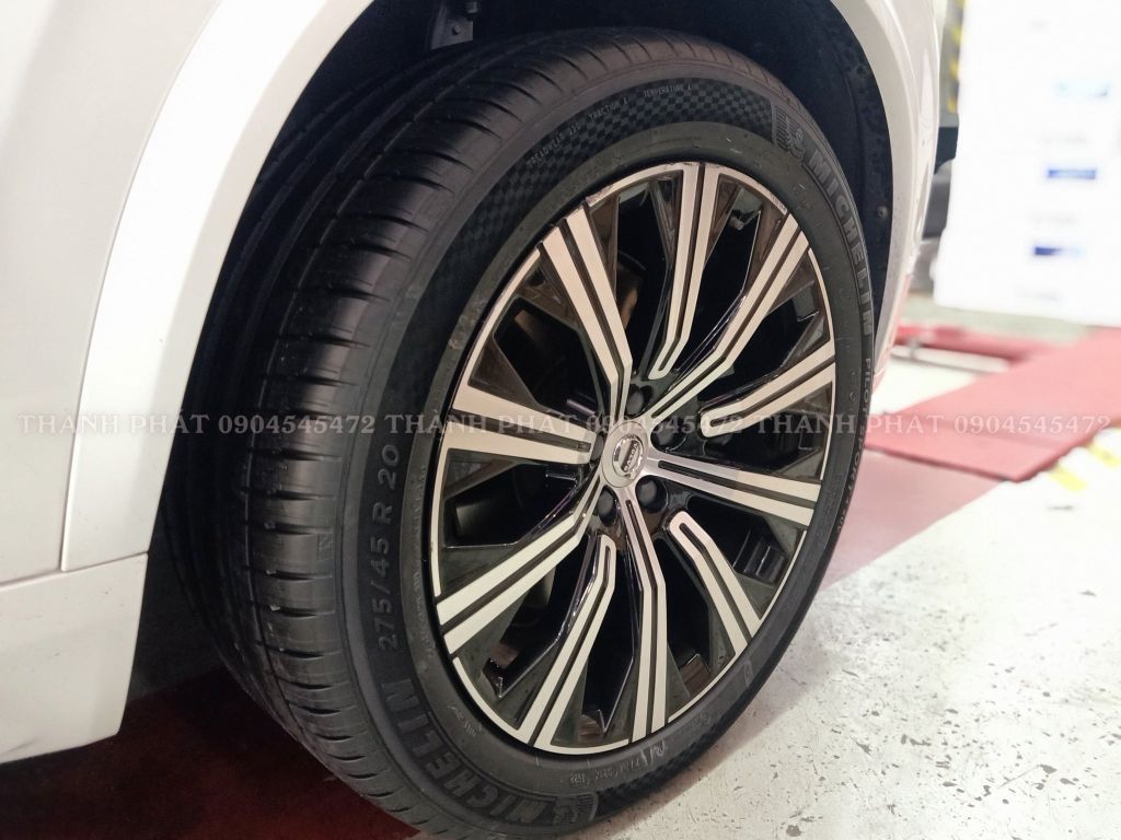 Lốp xe ô tô Michelin 275/45R20 Pilot Sport 4 SUV
