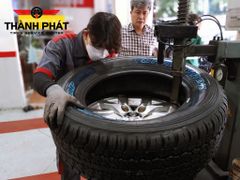 Lốp xe Dunlop 285/60R18 GRANDTREK AT22 NHẬT