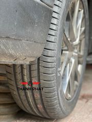 Lốp xe Bridgestone 225/55R19 Alenza AL01 NHẬT