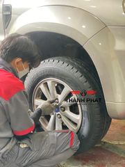 Lốp xe Bridgestone 215/70R16C R624 INDO