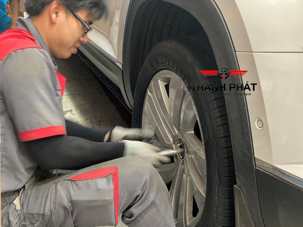 Lốp xe ô tô Michelin 255/50R20 Primacy SUV+
