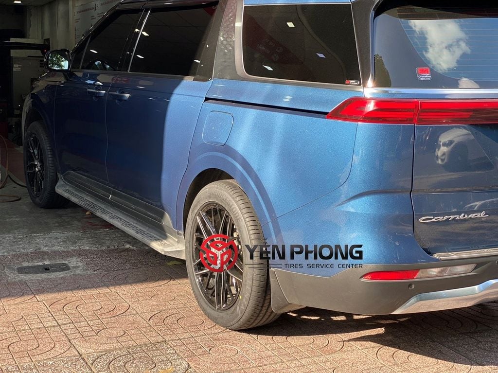 Lốp xe Bridgestone 235/55R19 ALENZA AL01 NHẬT