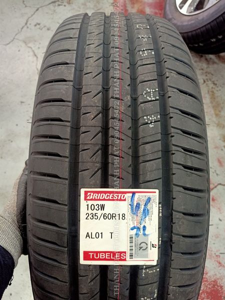 Lốp xe Bridgestone 235/60R18 ALENZA AL01 NHẬT
