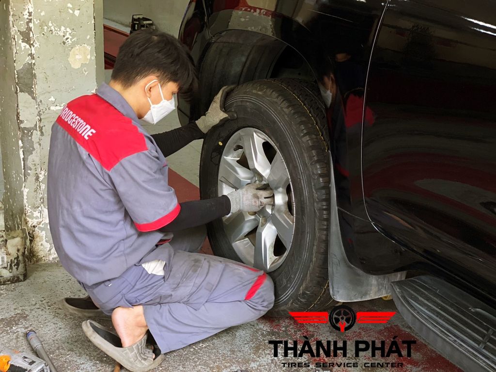 Lốp xe Dunlop 265/65R17 GRANDTREK AT22 THAI