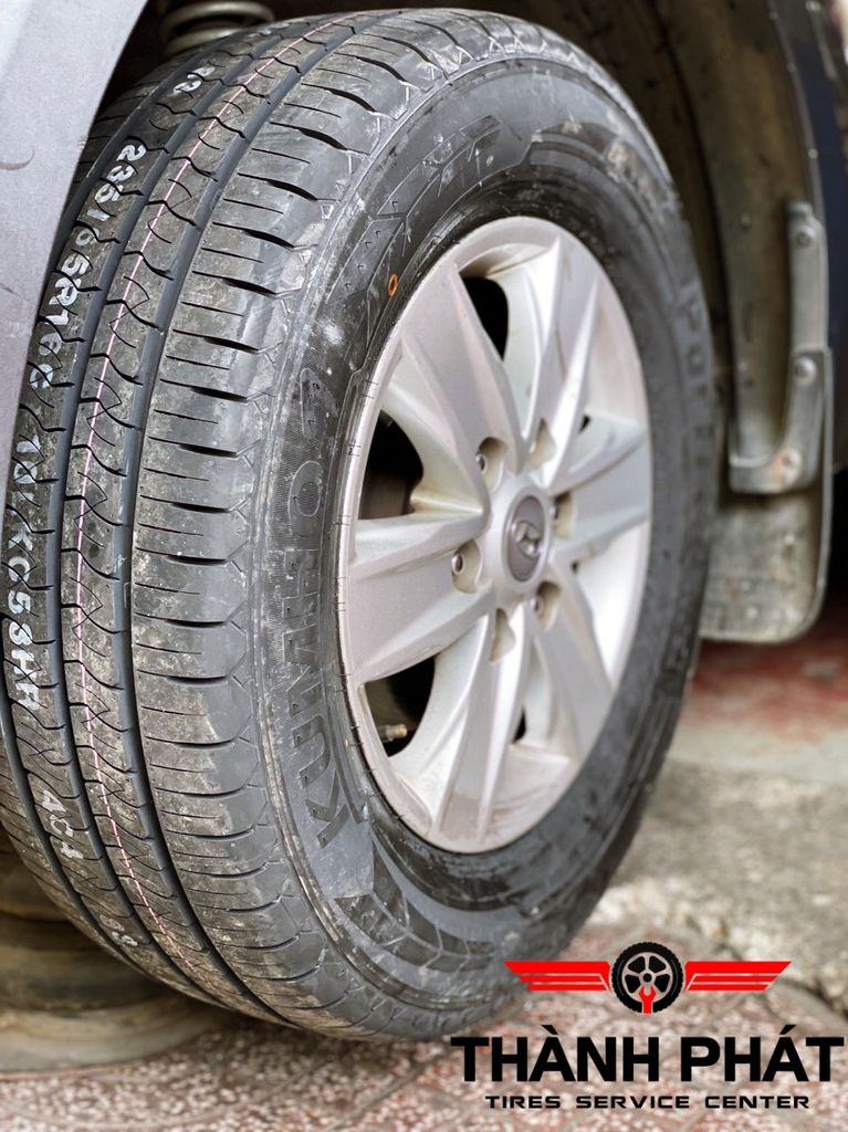 Lốp xe Kumho 235/65R16 Portan KC53 VN