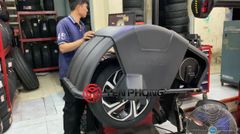 Lốp xe ô tô Goodyear 225/55R19 Efficient Performance Thai