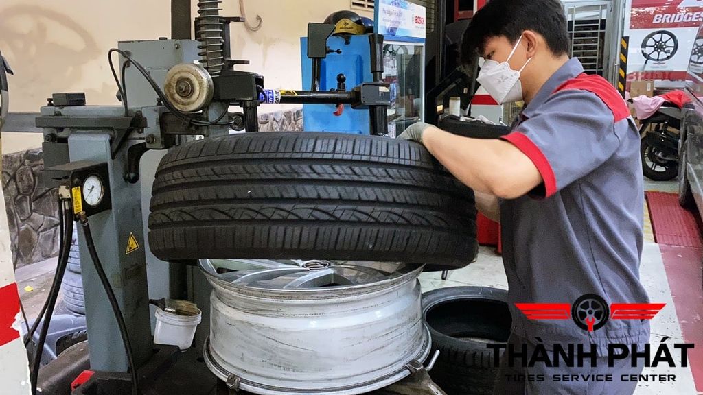 Lốp xe Hankook 255/50R20 Ventus S1 Noble2 H452 KOREA