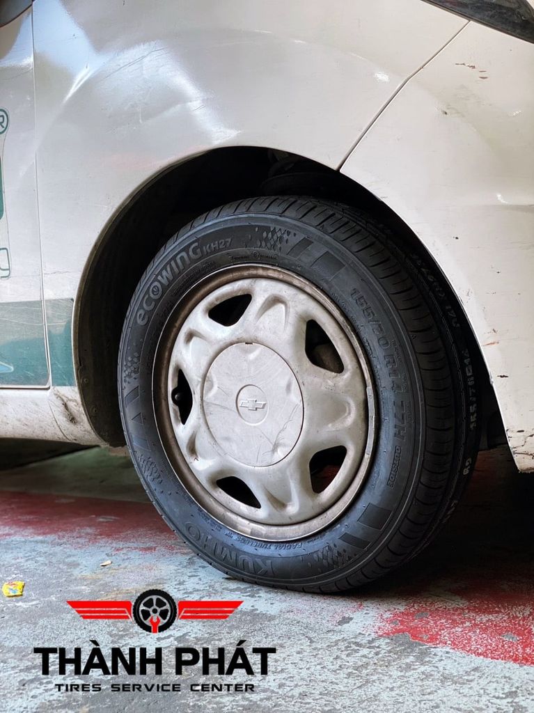 Lốp xe Kumho 155/70R14 Ecowing KH27 VN