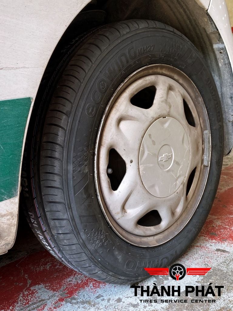 Lốp xe Kumho 155/70R14 Ecowing KH27 VN