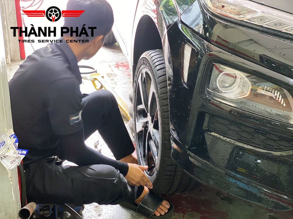 Vỏ xe Michelin 235/45R18 Pilot Sport 5 sản xuất Thái Lan