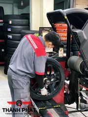 Vỏ xe Michelin 235/45R18 Pilot Sport 5 sản xuất Thái Lan